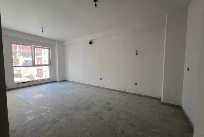 Shtepi ne shitje 1+1 ne Tirane - 110,240 Euro