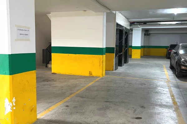 Business Property in Sale 4+1 in Tirana - 90,000 Euro