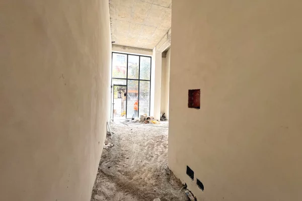 Business Property in Sale 1+1 in Tirana - 350,000 Euro