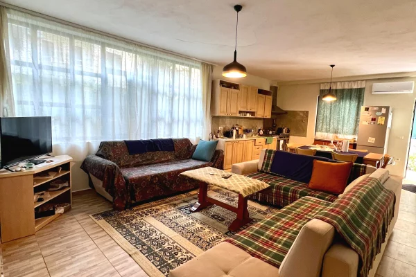 Shtepi ne shitje 5+1 ne Durres - 680,000 Euro