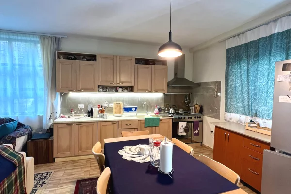 Shtepi ne shitje 5+1 ne Durres - 680,000 Euro