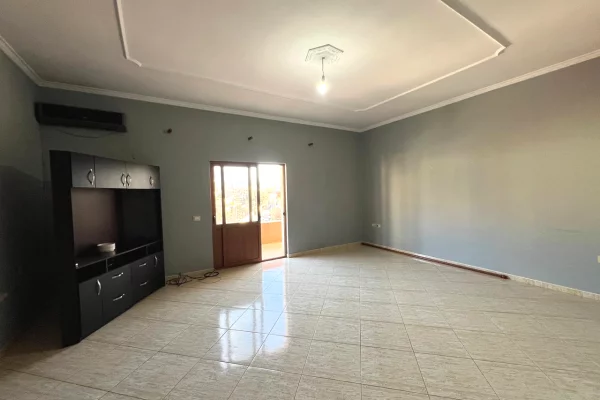 Shtepi me qera 3+1 ne Tirane - 415 Euro