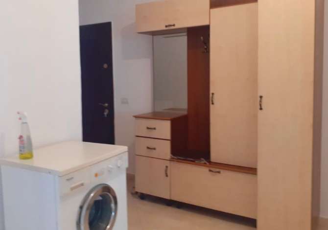 Shtepi me qera Apartament ne Tirane, 1+1, Mobilimi E mobiluar, Pagesa 30,000  Leke.