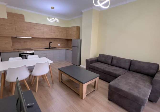 Shtepi me qera 2+1 ne Tirane - 500 Euro