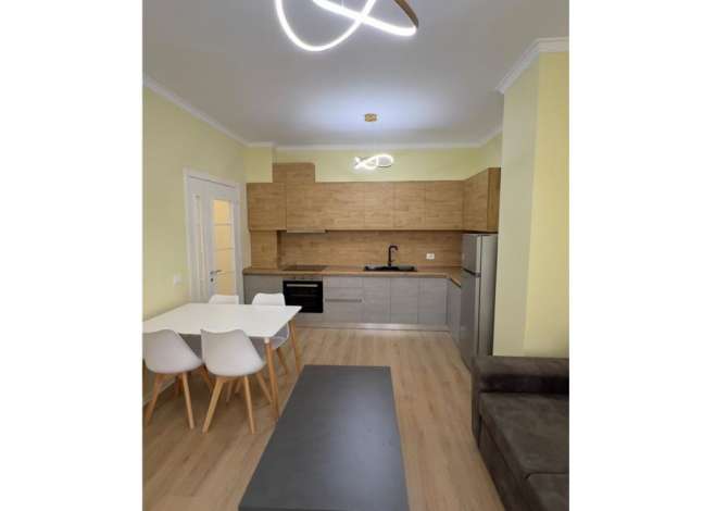 Shtepi me qera 2+1 ne Tirane - 500 Euro