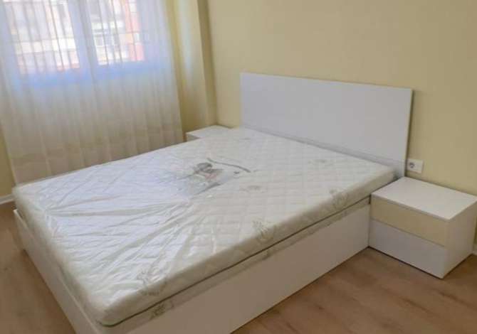 Shtepi me qera Apartament ne Tirane, 2+1, Mobilimi E mobiluar, Pagesa 500  Euro.