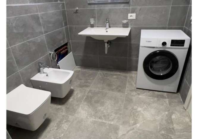 Shtepi me qera Apartament ne Tirane, 2+1, Mobilimi E mobiluar, Pagesa 500  Euro.