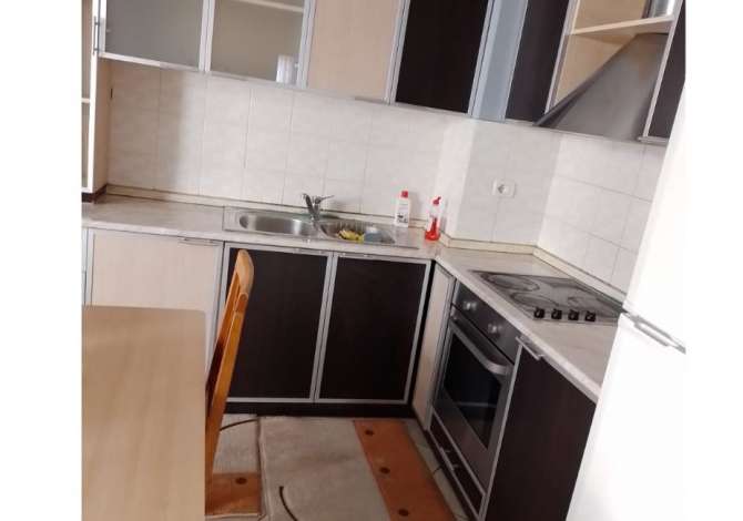 Shtepi me qera 2+1 ne Tirane - 360 Euro
