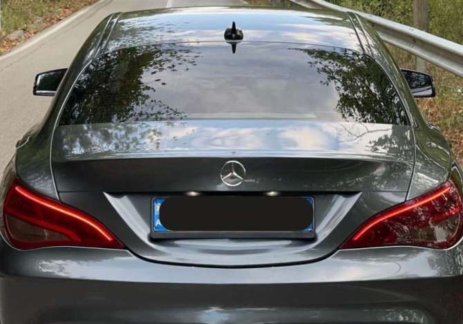 Makina ne shitje ne Elbasan, Mercedes-Benz, 2015 gasoline-gas,Kambio Automatik Pagesa 17,500  Euro.