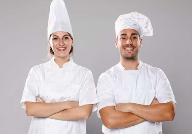 Njoftime Pune Kuzhinier/e, Recepsioniste, Picier, Sanitare dhe Pjatalarese 