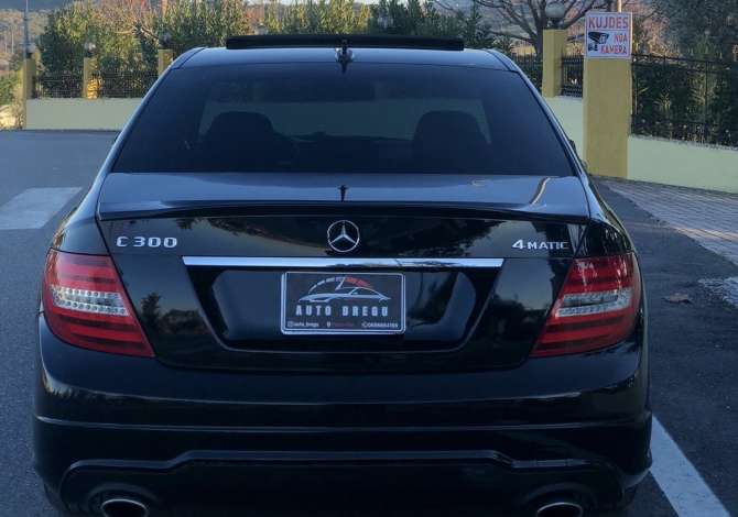 Makina ne shitje  ne Tirane - 10,800 Euro