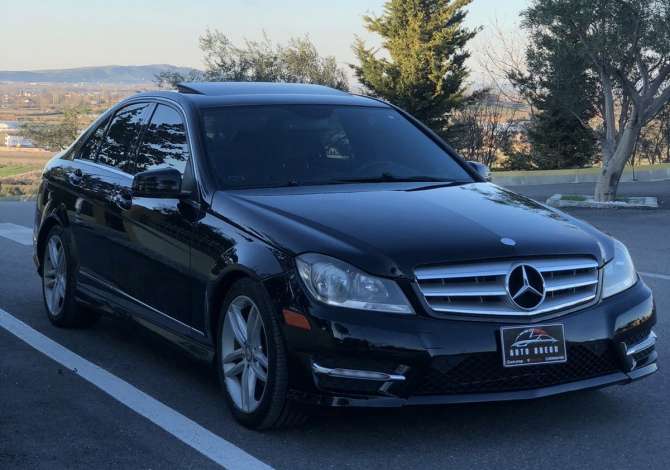 Makina ne shitje  ne Tirane - 10,800 Euro