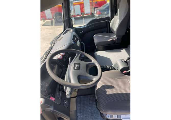 Makina ne shitje ne Tirane - 20,000 Euro