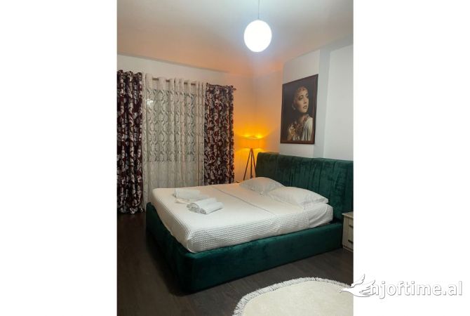 Shtepi me qera 2+1 ne Tirane - 550 Euro