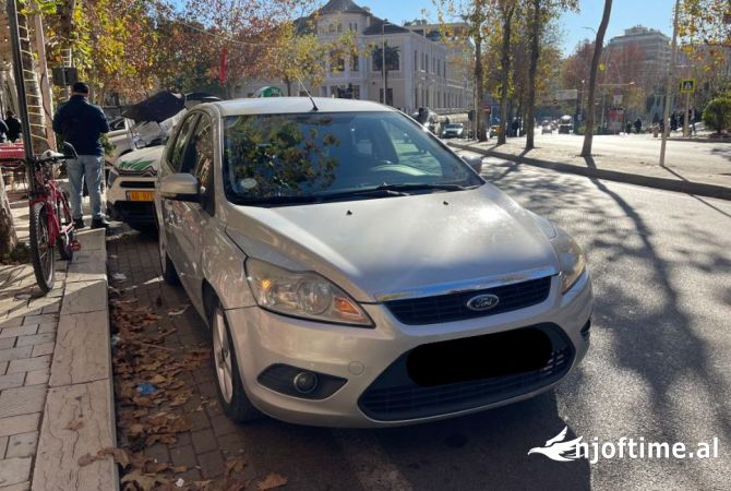 Auto in Vendita  a Tirana - 300,000 Leke