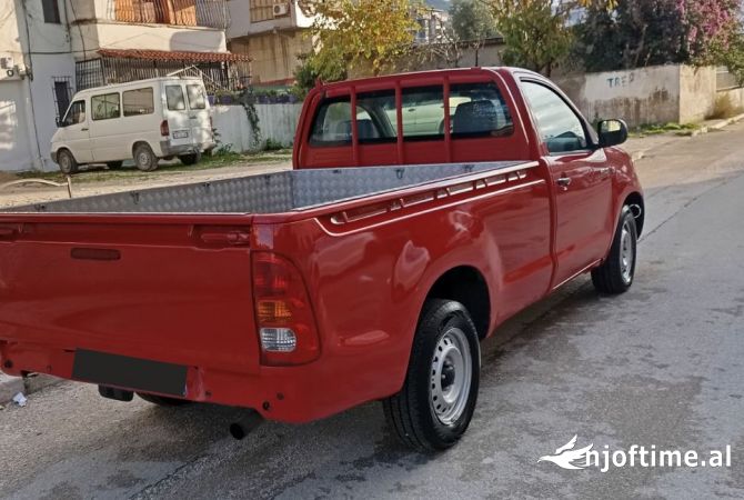 Makina ne shitje  ne Vlore - 11,000 Euro