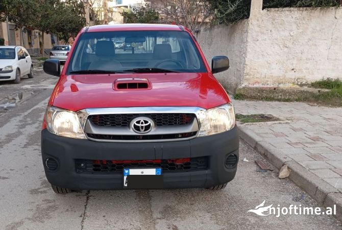 Makina ne shitje  ne Vlore - 11,000 Euro