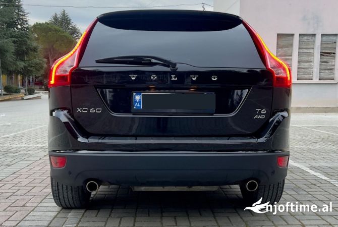 Makina ne shitje  ne Tirane - 11,000 Euro