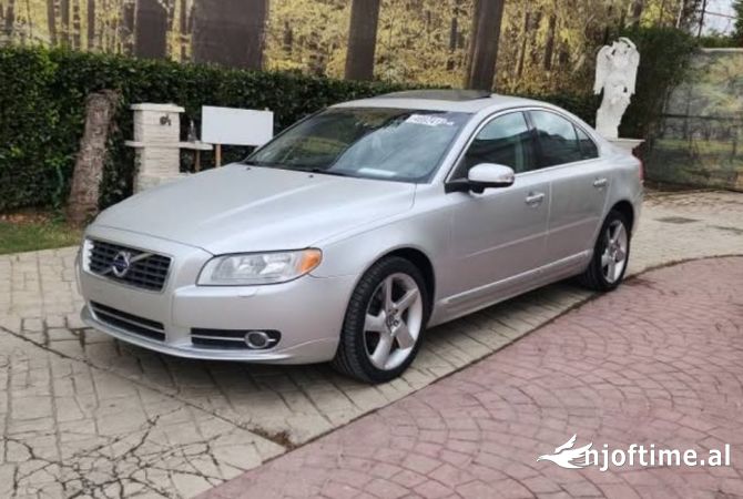 Makina ne shitje ne Tirane - 4,999 Euro