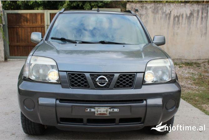 Makina ne shitje  ne Tirane - 3,999 Euro