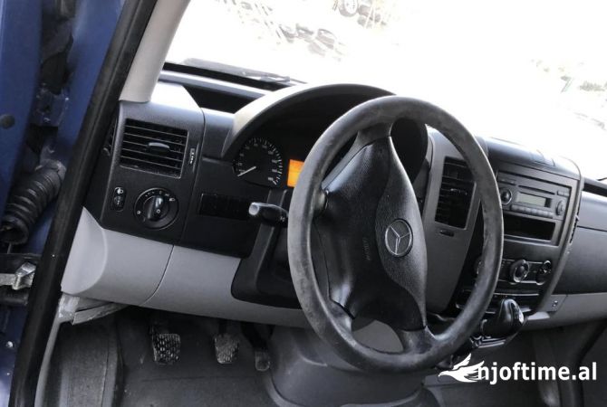 Makina ne shitje  ne Tirane - 10,200 Euro