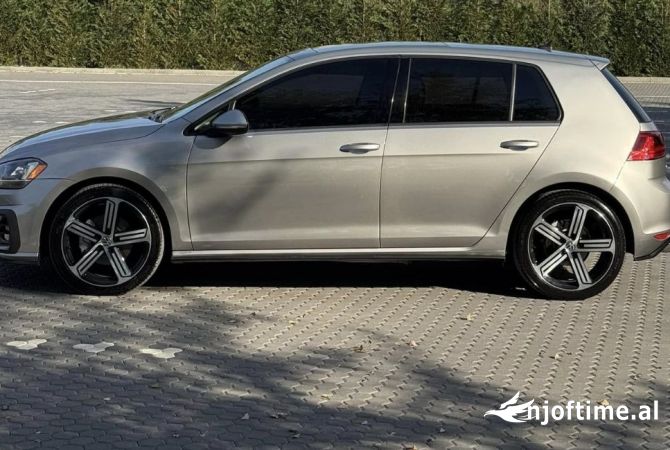 Auto in Vendita  a Durazzo - 10,499 Euro