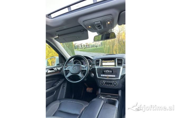 Auto in Vendita  a Durazzo - 14,900 Euro