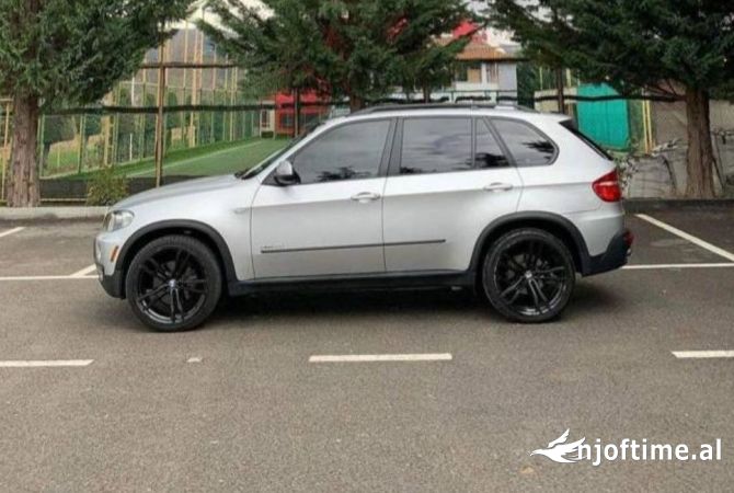 Makina ne shitje  ne Tirane - 5,500 Euro