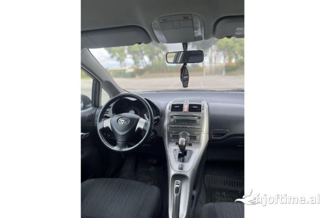 Makina ne shitje  ne Tirane - 5,100 Euro
