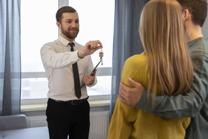 Job Offers for Real Estate Agent in Tirana