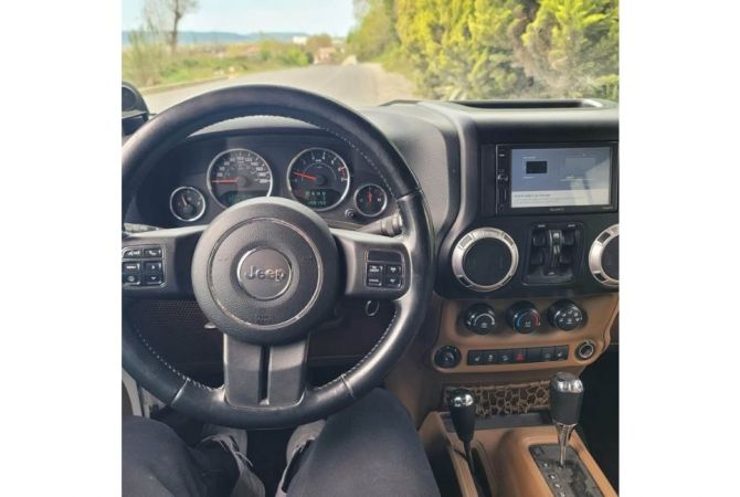 Auto in Vendita  a Tirana - 17,000 Euro