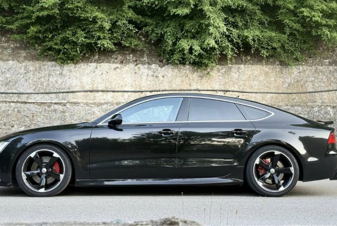 Makina ne shitje ne Tirane, Audi, 2014 Diesel,Kambio Automatik Pagesa 13,300  Euro.