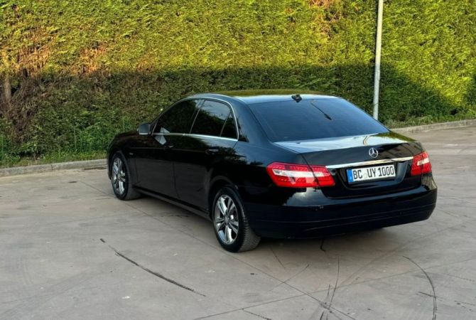 Makina ne shitje  ne Tirane - 10,500 Euro