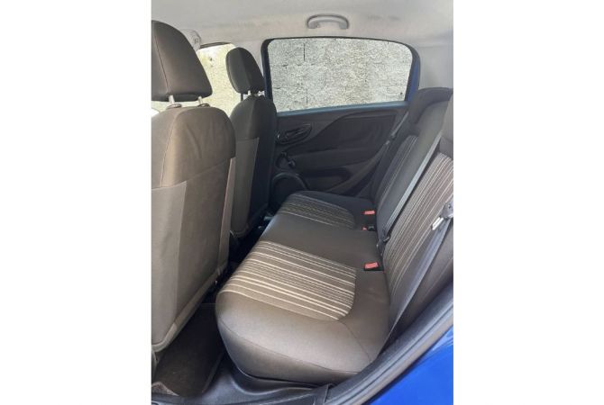 Makina ne shitje ne Tirane, Fiat, 2011 Diesel,Kambio Manual Pagesa 4,000  Euro.