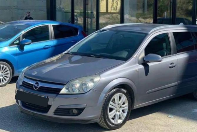 Makina ne shitje  ne Tirane - 1,900 Euro