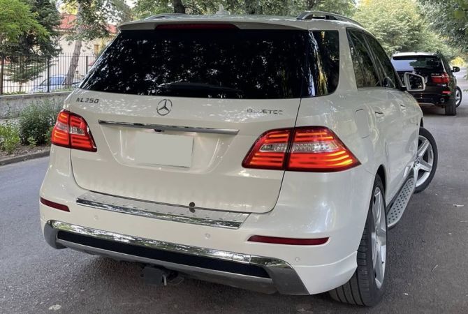 Makina ne shitje  ne Tirane - 14,500 Euro
