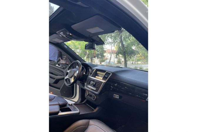 Makina ne shitje  ne Tirane - 14,500 Euro