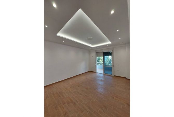 Shtepi ne shitje 2+1 ne Vlore - 175,000 Euro