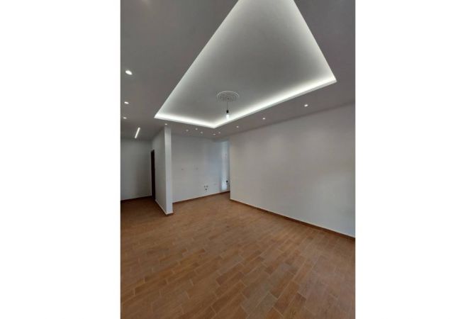 Shtepi ne shitje 2+1 ne Vlore - 175,000 Euro
