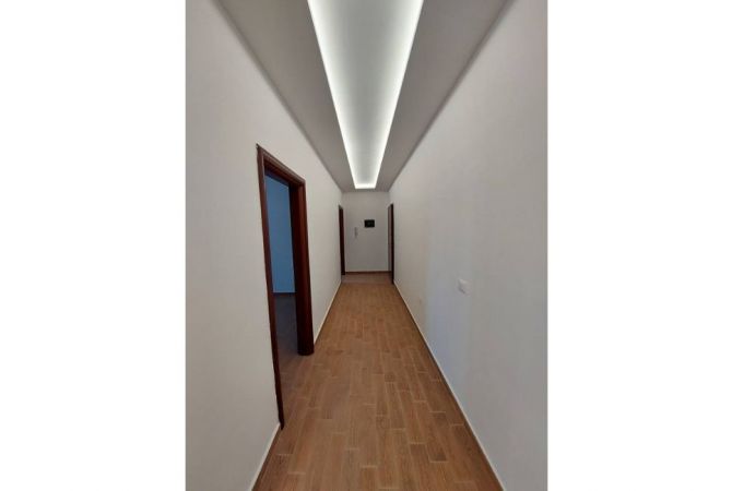 Shtepi ne shitje 2+1 ne Vlore - 175,000 Euro