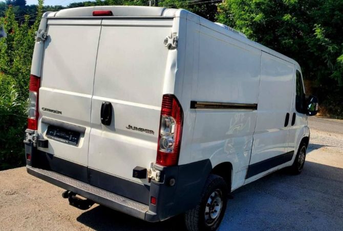Auto in Vendita  a Tirana - 5,700 Euro