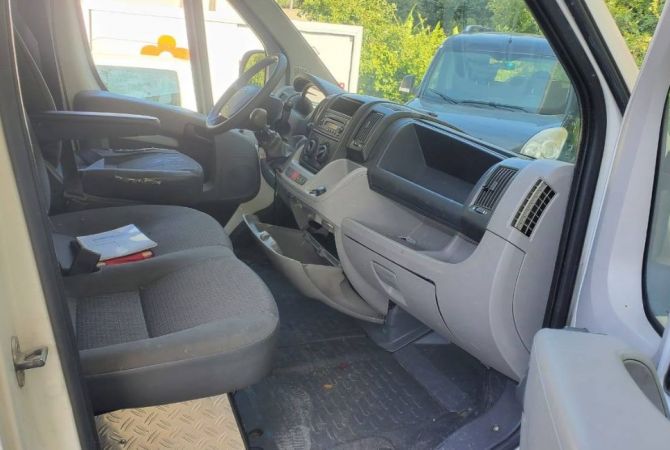 Auto in Vendita  a Tirana - 5,700 Euro