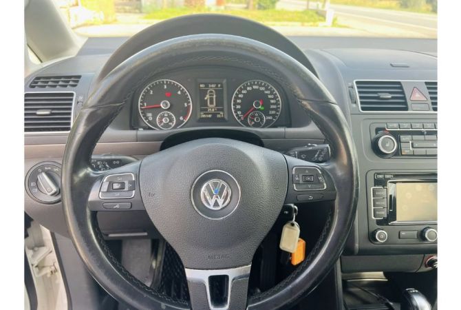 Makina ne shitje  ne Tirane - 8,300 Euro
