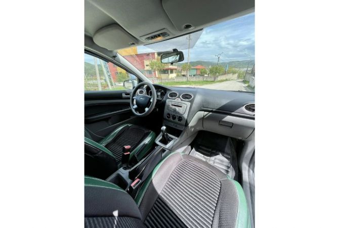 Makina ne shitje  ne Tirane - 3,500 Euro