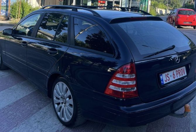 Auto in Vendita  a Tirana - 3,600 Euro