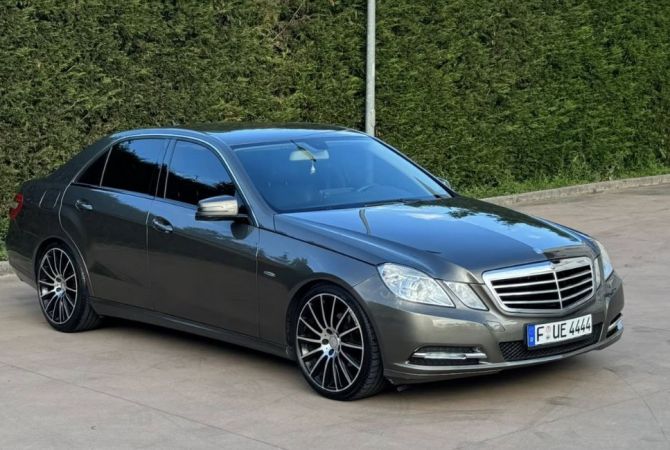 Makina ne shitje  ne Tirane - 10,500 Euro