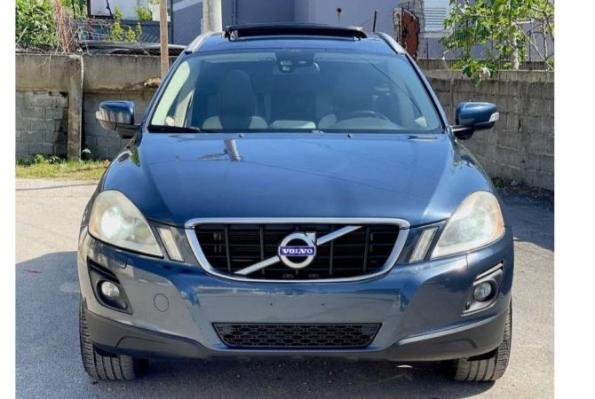 Makina ne shitje  ne Tirane - 10,700 Euro