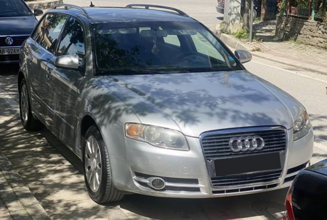 Makina ne shitje  ne Tirane - 3,800 Euro