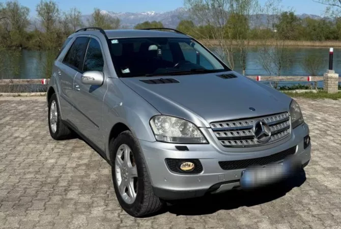 Makina ne shitje ne Tirane - 5,500 Euro