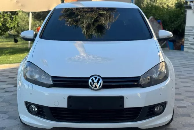 Makina ne shitje  ne Tirane - 6,700 Euro